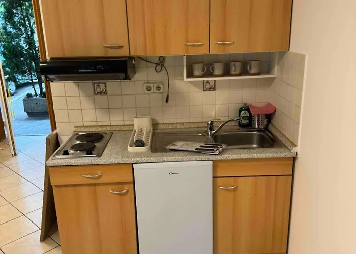 Cozy Flat Near Tivoli Park With Free Parking Apartma