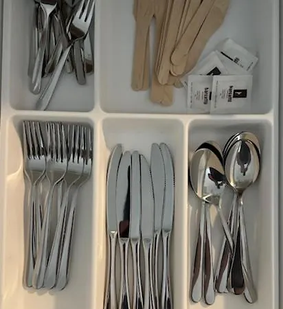 아파트 Cozy Flat Near Tivoli Park With Free Parking